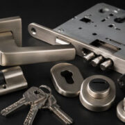 Дверна фурнітура | Goodlock